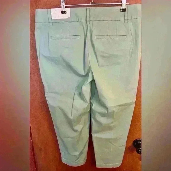 Loft Original Crop Pants - new with tags - Picture 2 of 4